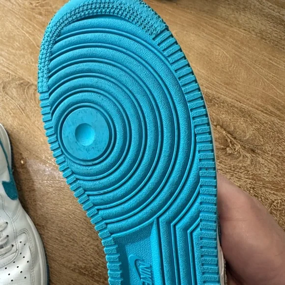 Nike Air Force 1 Bugs Bunny - Picture 5 of 8